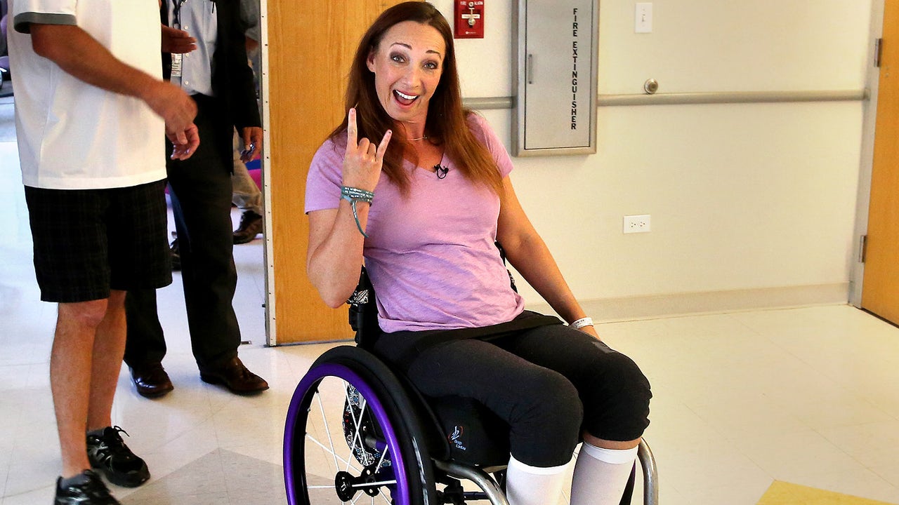 Swimmer Amy Van Dyken-Rouen leaves Colorado hospital '1,000 times better'